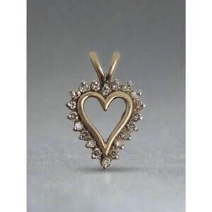 Diamond Heart Pendant in 10K Gold Setting .049oz